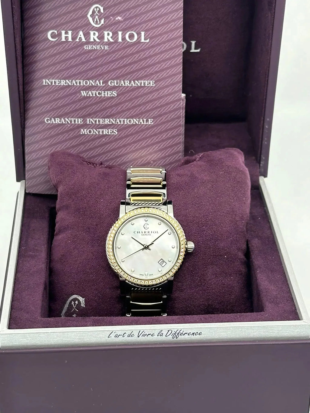 Charriol defects P33SY2D.921.001 Ladies New Parisii 0.40cttw Quartz with Watch