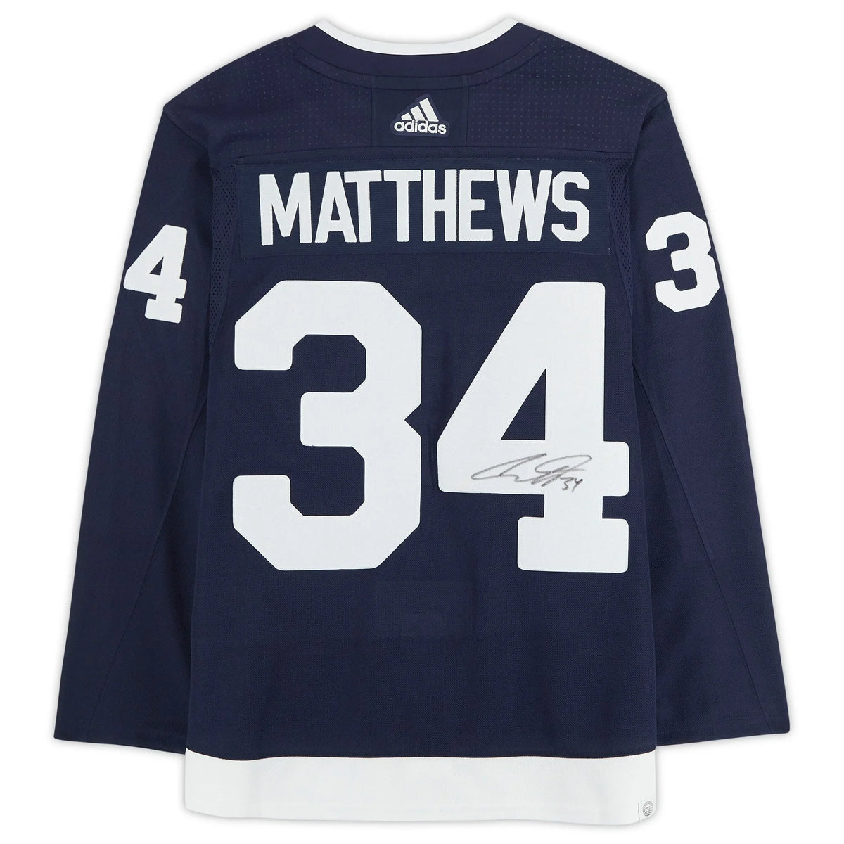 Authentic Leafs Heritage Auston Classic Navy Maple Toronto Autographed Jersey Matthews 2022