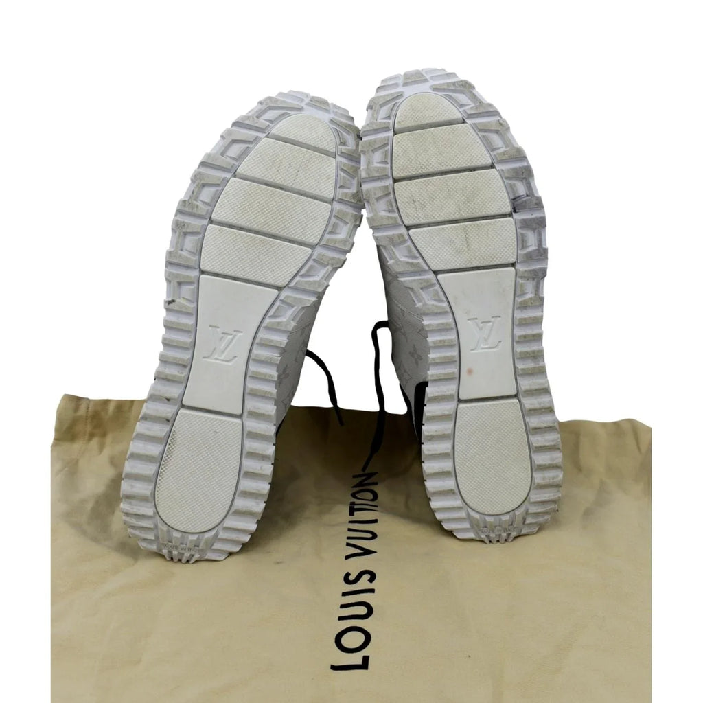 US Bicolor 9-9 Runaway Sneakers Pre-owned Monogram