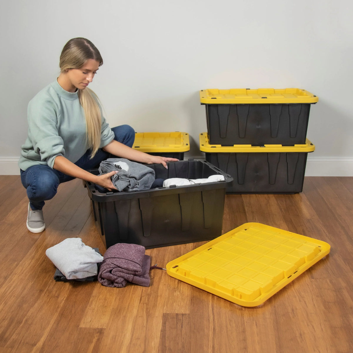 Snap Plastic Box of 17 Stackable Storage Lid Gallon Container, with Black Lid, Set Tough 4 Yellow