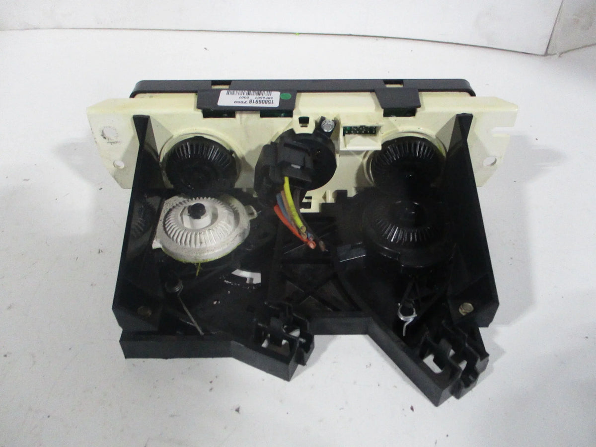 (Good) Ion Controle Pre-Owned 06-07 Temperature Heater OEM Saturn AC LKQ