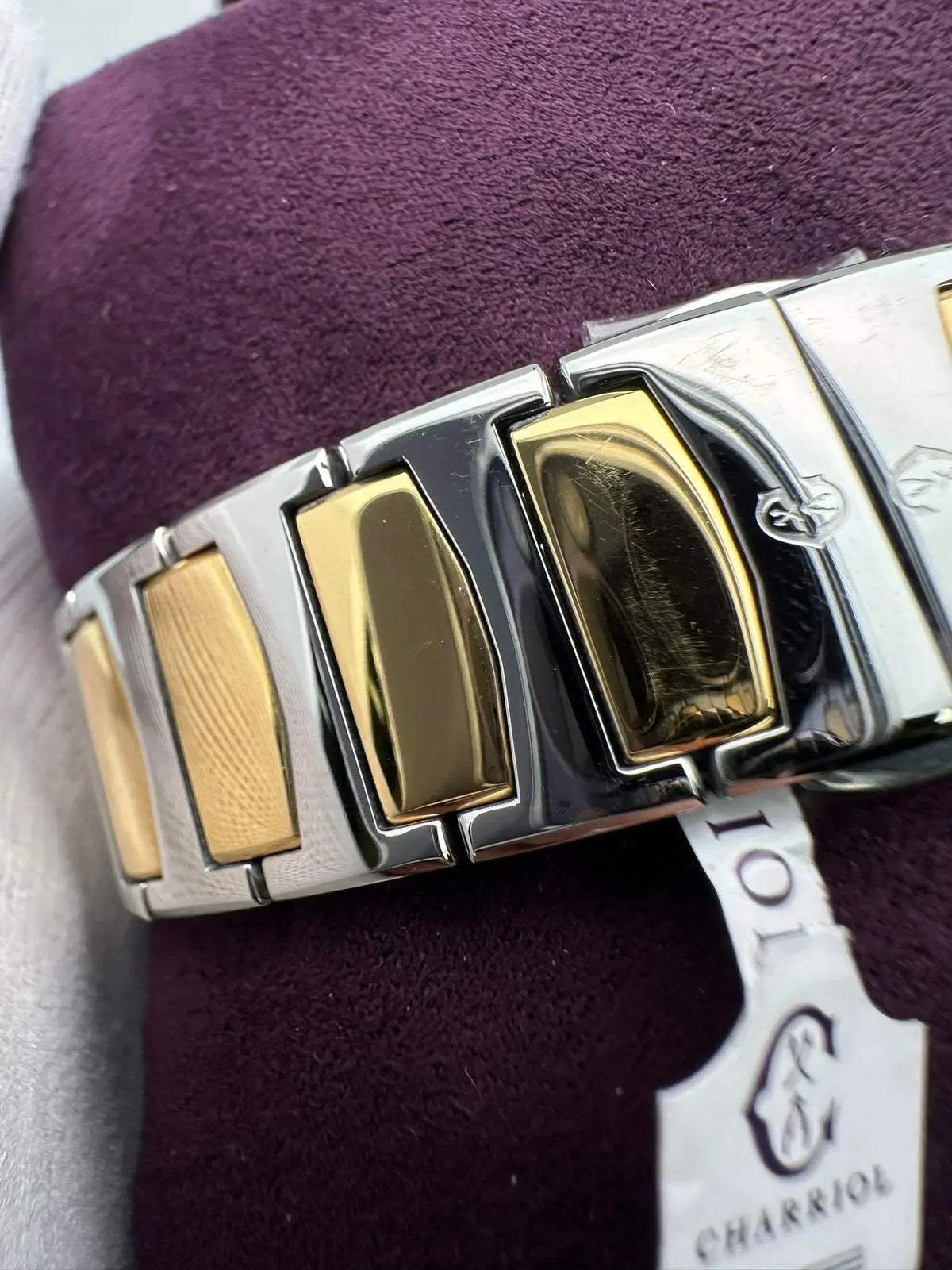 Charriol defects P33SY2D.921.001 Ladies New Parisii 0.40cttw Quartz with Watch