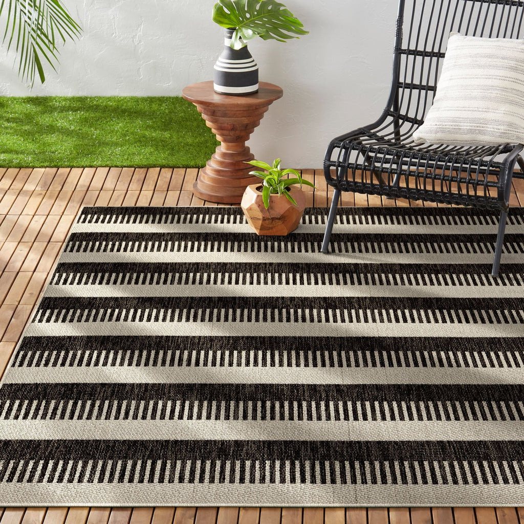 New Modern 5'2"x7'2" Patio York Rug, Miller Indoor/exterior Country Black/Grey, Striped Nicole Area Charlotte