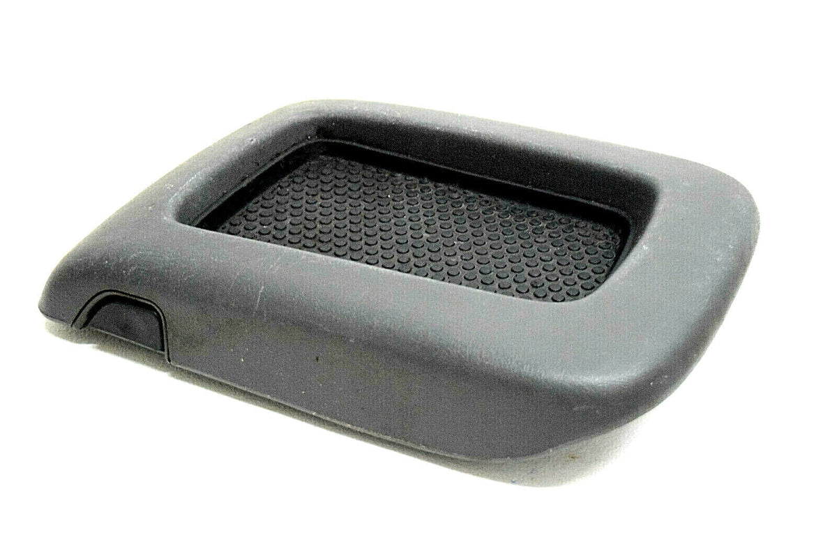 Silverado 05 Center 03 Lid 04 Chevy Yukon 06 Tahoe Console Charcoal