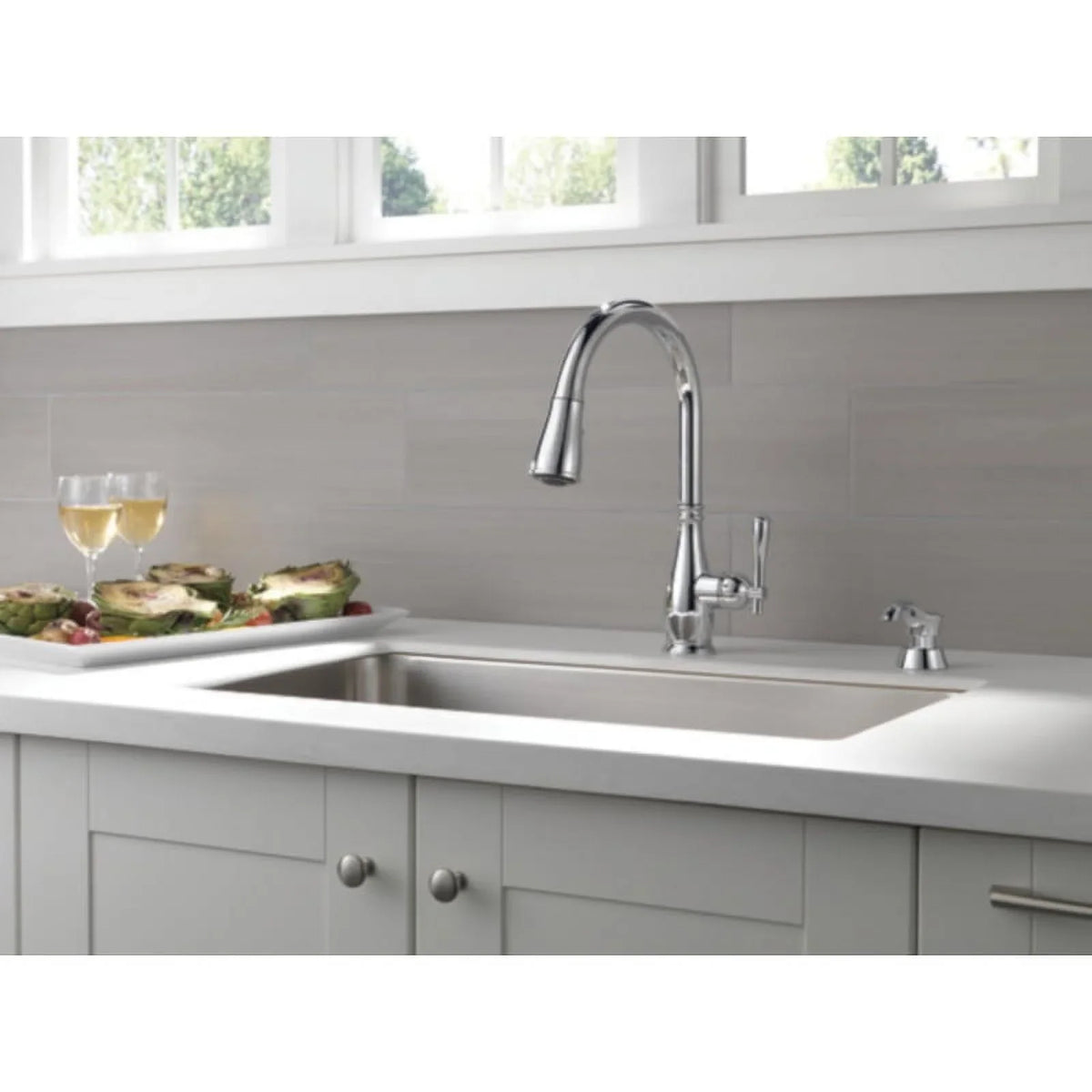 Chrome Kitchen One Handle Pulldown Charmaine Delta Faucet