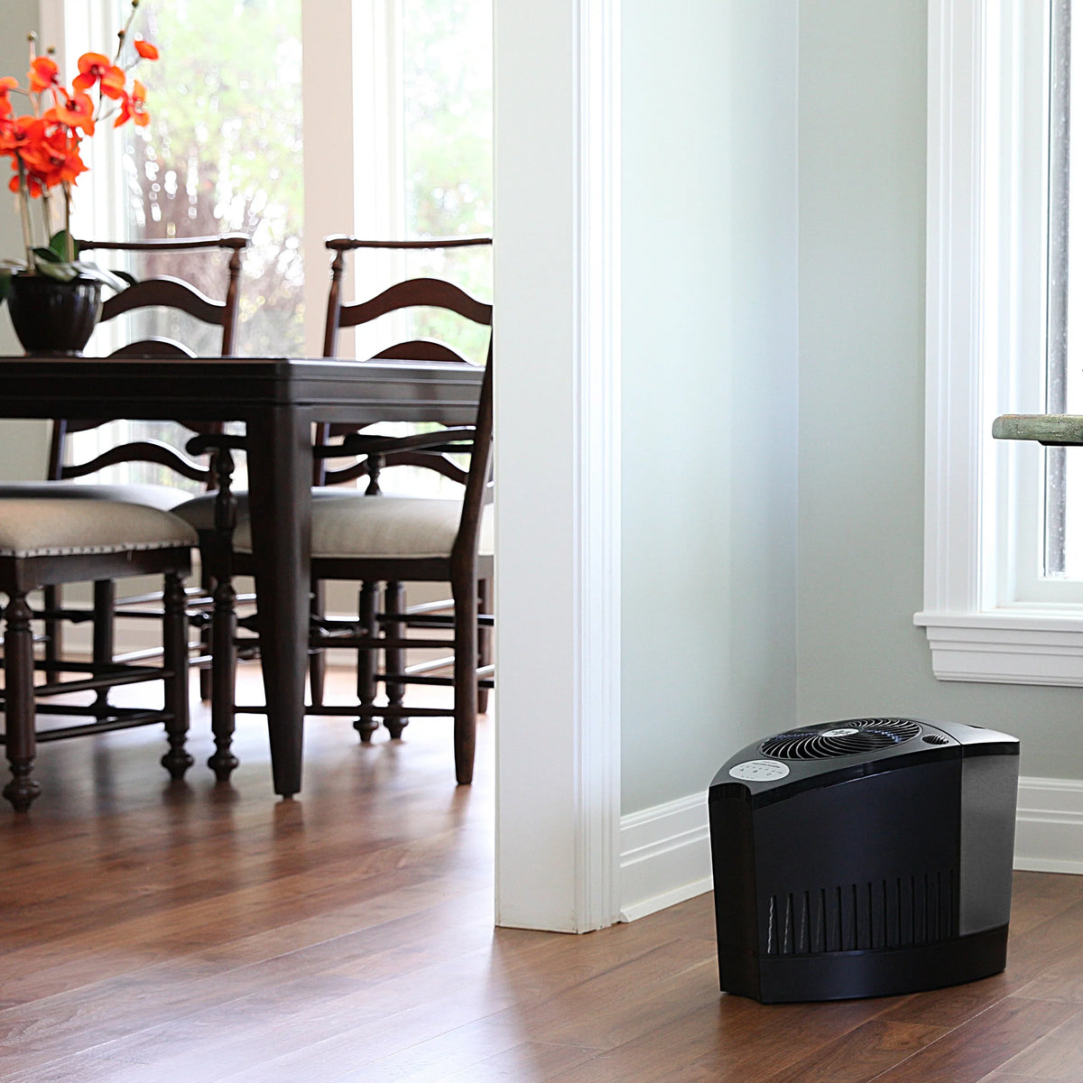 Black Coverage, 700 Vornado Room Humidifier, ft Evap3 Whole Evaporative sq