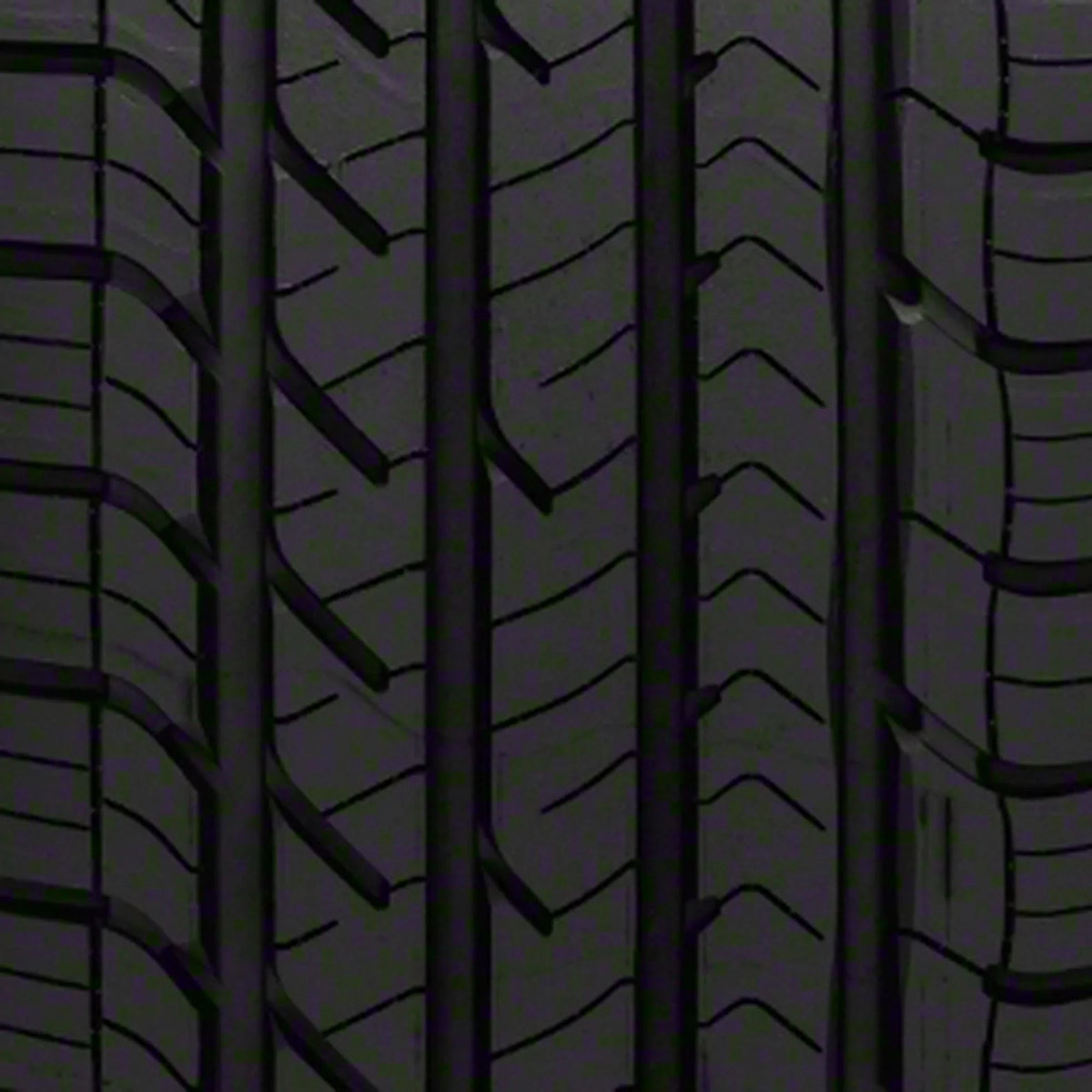 Eagle 225/55R17 Season Passenger Sport Tire 97H All Goodyear All-Season