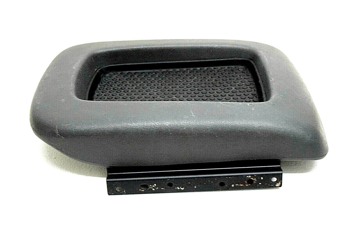 Silverado 05 Center 03 Lid 04 Chevy Yukon 06 Tahoe Console Charcoal