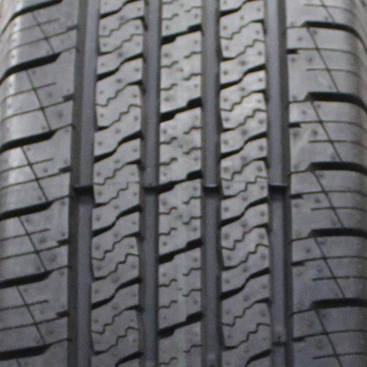 LXHT-206 SUV/Crossover 245/60R18 105H Highway Lexani Tire