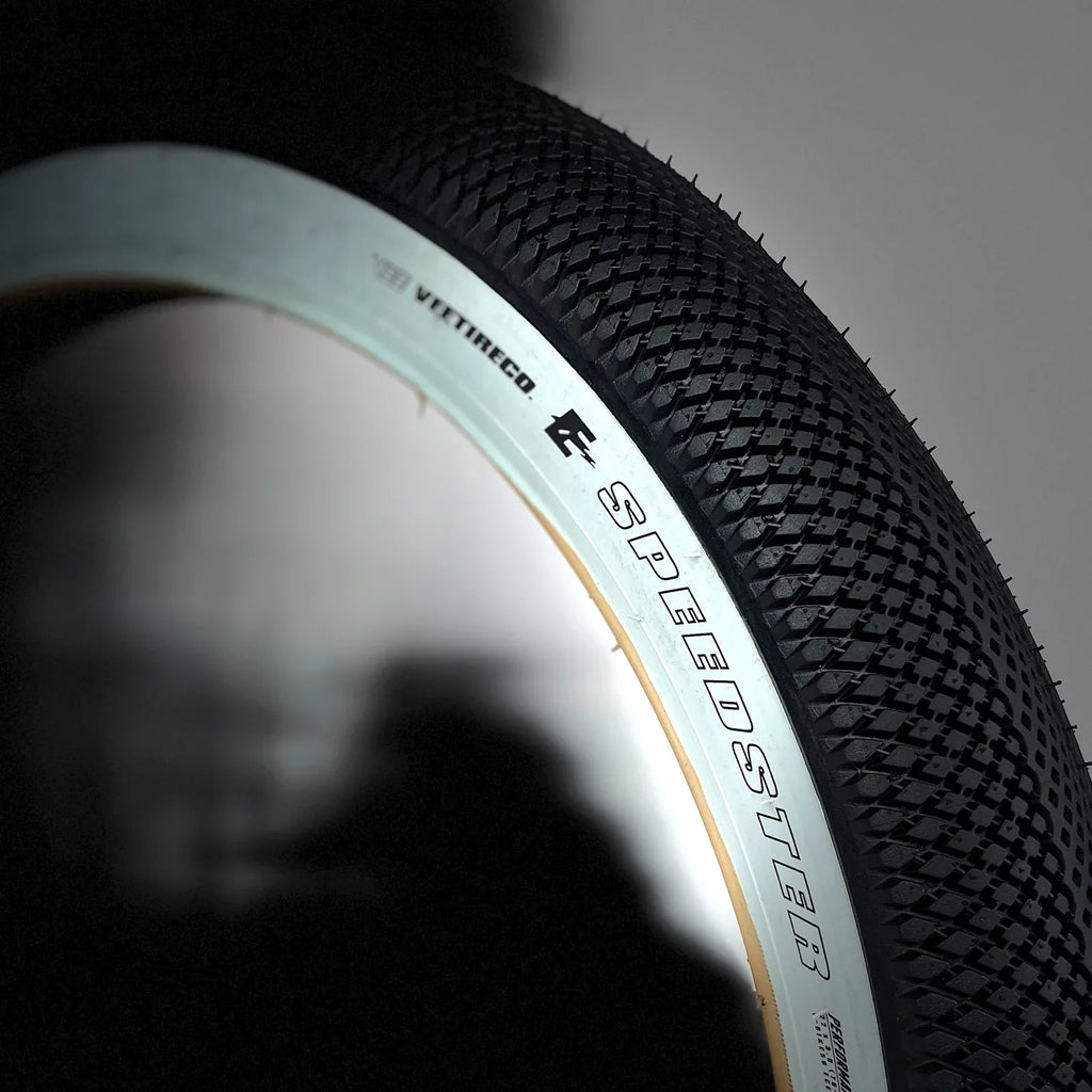 22x3.0 Tire, Speedster 50 Bike Compound E-Bike Vee Tire Whitewall Performance