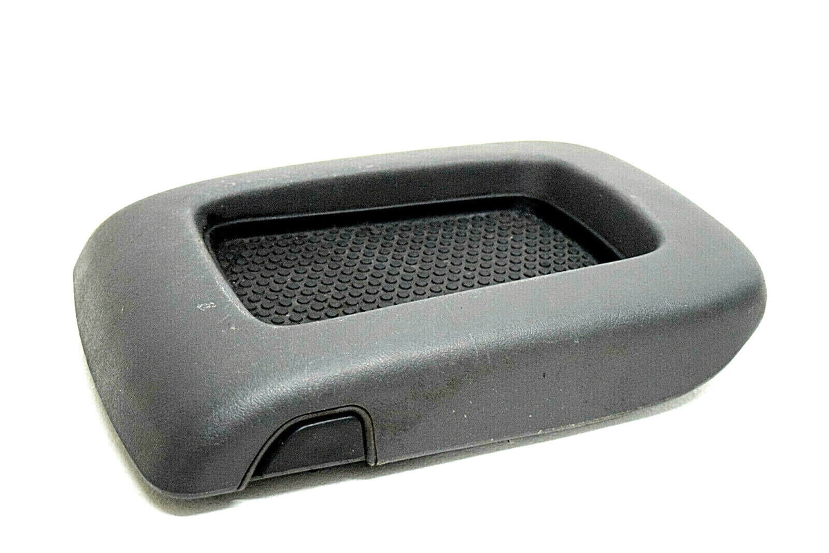 Silverado 05 Center 03 Lid 04 Chevy Yukon 06 Tahoe Console Charcoal